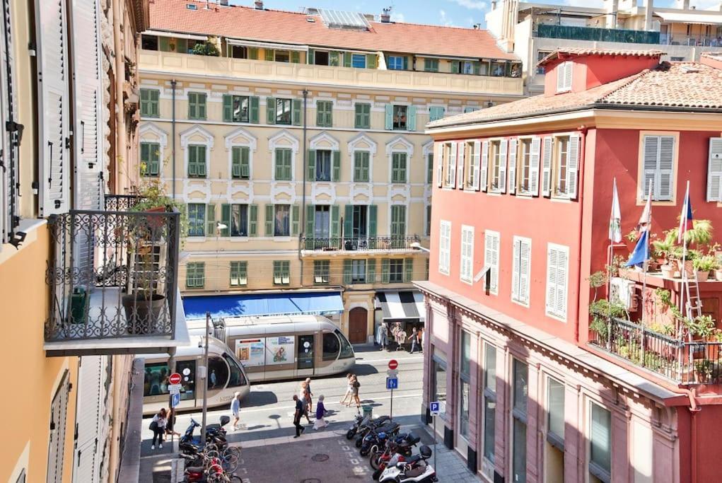 Very Nice 2P With All Comfort, City Center Ac/Wifi Εξωτερικό φωτογραφία