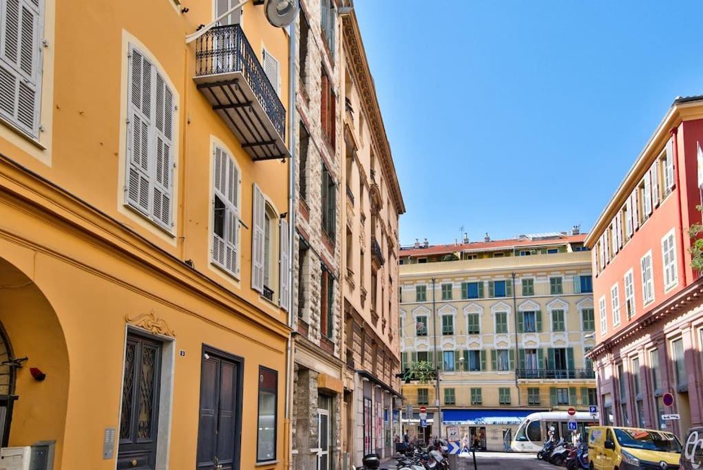 Very Nice 2P With All Comfort, City Center Ac/Wifi Εξωτερικό φωτογραφία